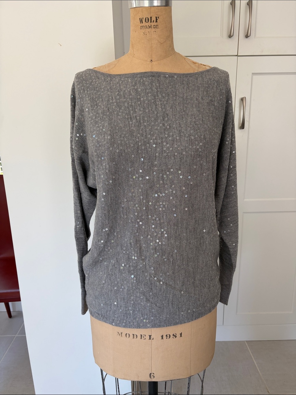 Alice & Olivia Womens Gray Sequin Boatneck Sweater